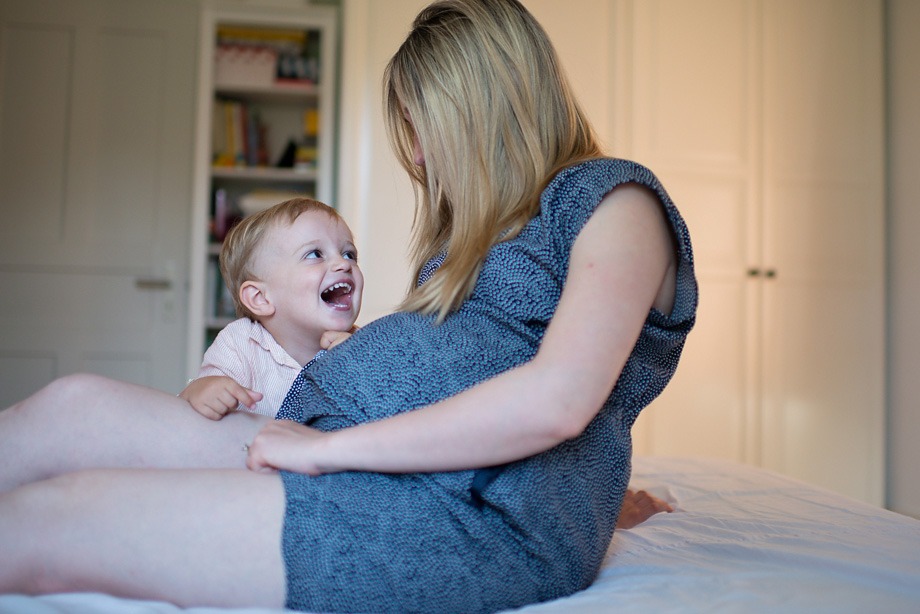 9 months pregnany portrait