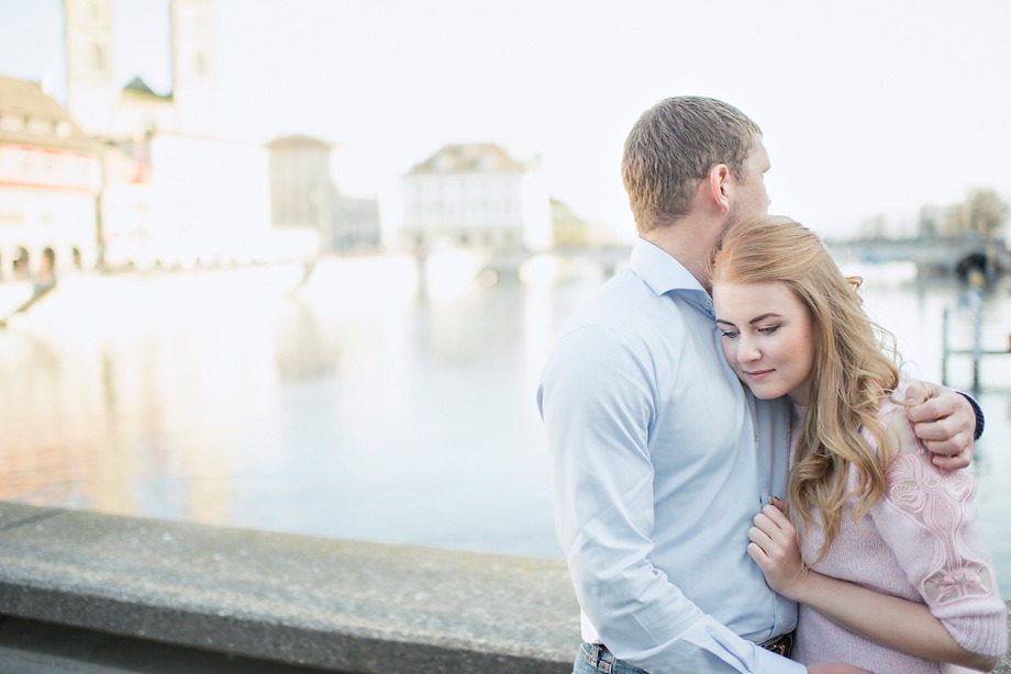 zurich_portrait_session_hug